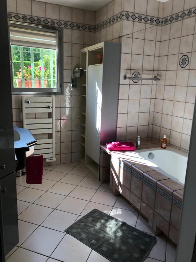 Charmante Villa Familiale 旺斯 外观 照片