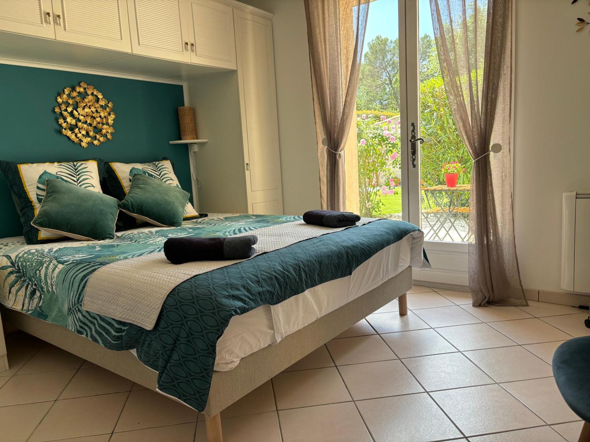 Charmante Villa Familiale 旺斯 外观 照片