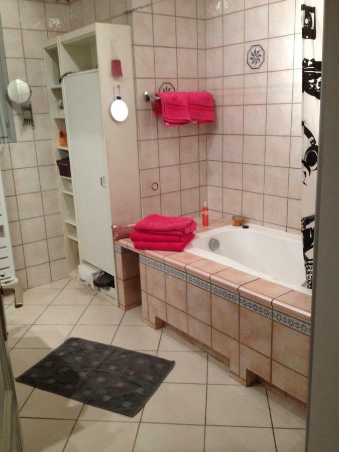 Charmante Villa Familiale 旺斯 外观 照片
