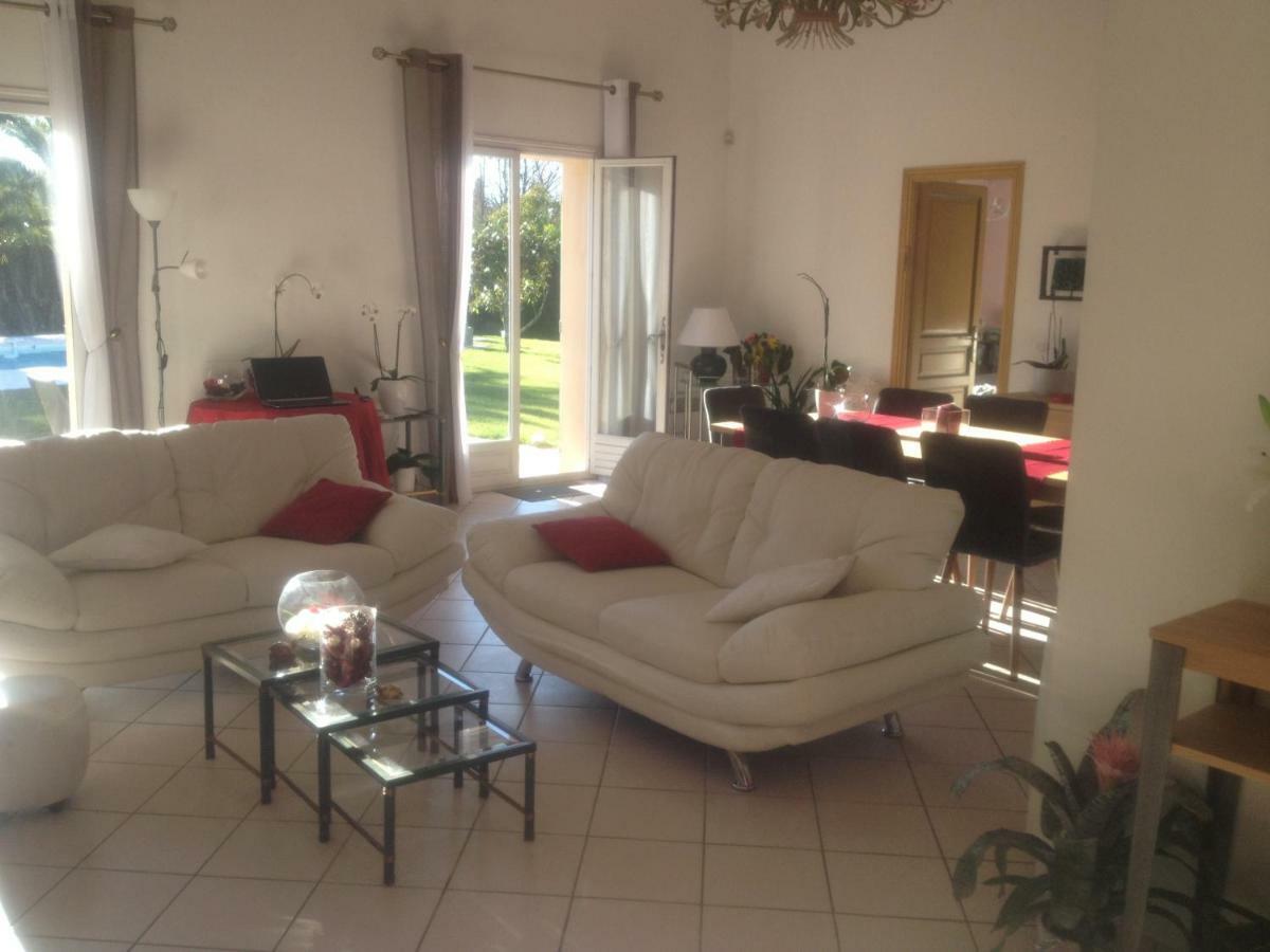 Charmante Villa Familiale 旺斯 外观 照片
