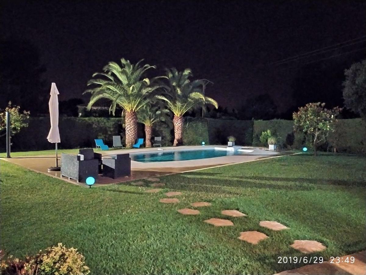 Charmante Villa Familiale 旺斯 外观 照片